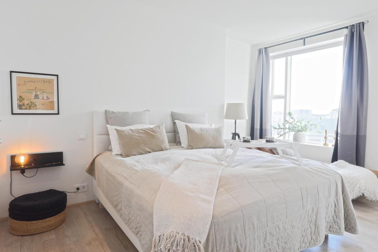 Salka Suites Luxury Apartment 2Br, 2 Bathrooms Reykjavík Kültér fotó
