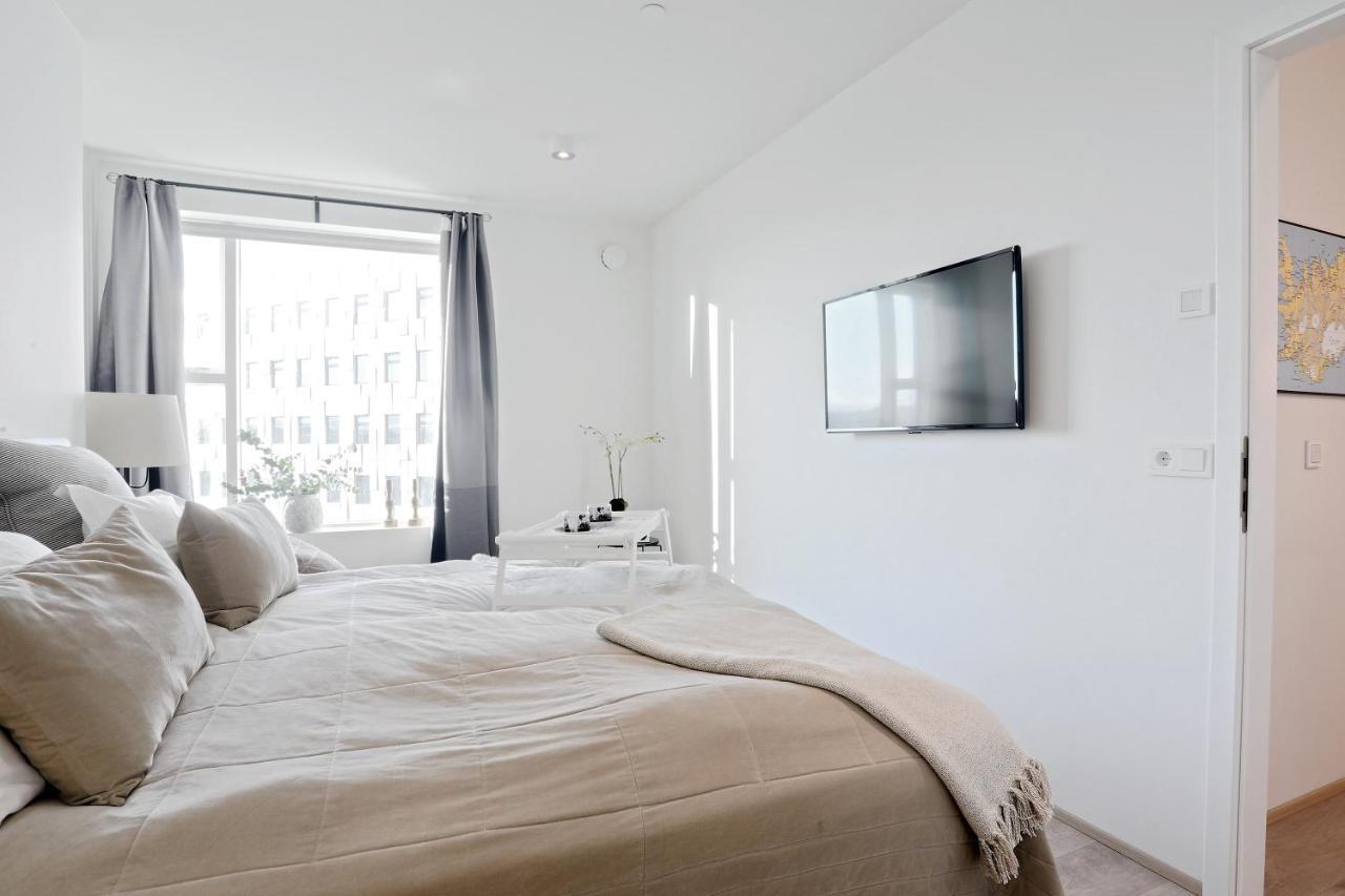 Salka Suites Luxury Apartment 2Br, 2 Bathrooms Reykjavík Kültér fotó