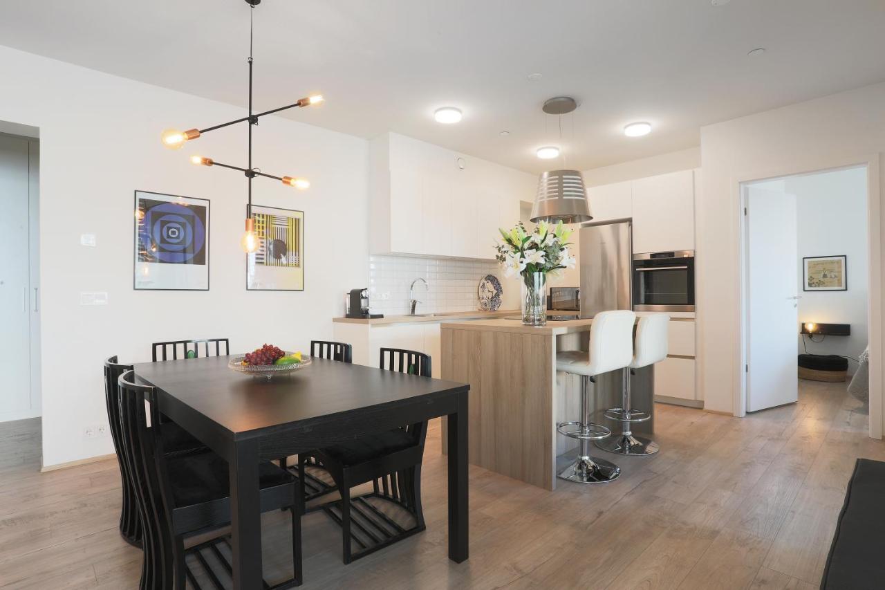 Salka Suites Luxury Apartment 2Br, 2 Bathrooms Reykjavík Kültér fotó